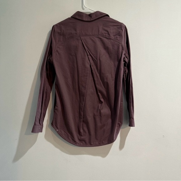 Lululemon Full Day Ahead Button-Up Long Sleeve Shirt - Size 6 (NWT) - Picture 3 of 4